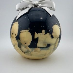 Vintage Precious Moments Collection Christmas Ornament. 1994